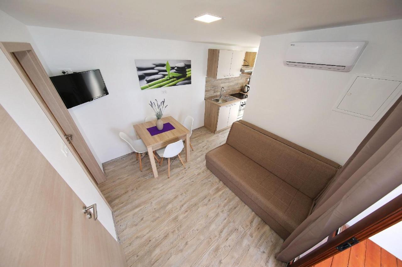 Mobile Home Plumeria 1 Biograd Na Moru Eksteriør billede